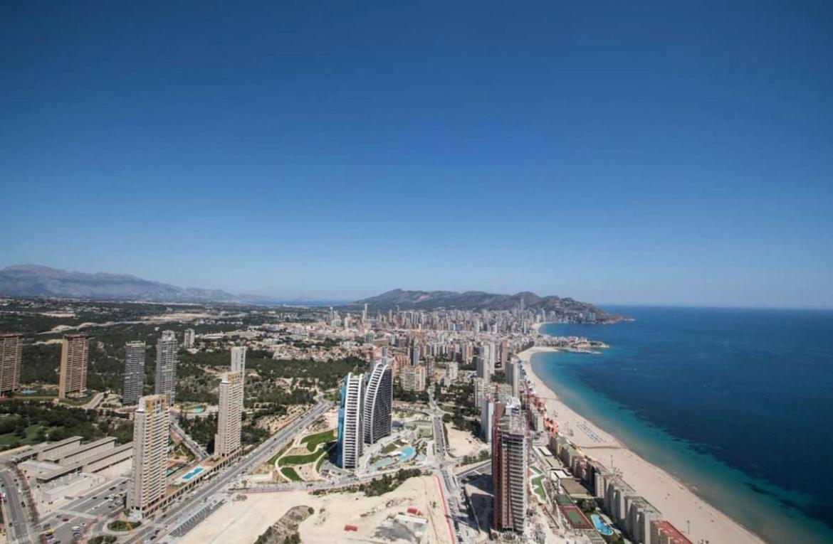 بينايدورم Intempo Celia-Apartment At Famous Intempo Building المظهر الخارجي الصورة