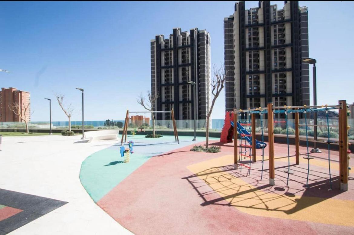 بينايدورم Intempo Celia-Apartment At Famous Intempo Building المظهر الخارجي الصورة